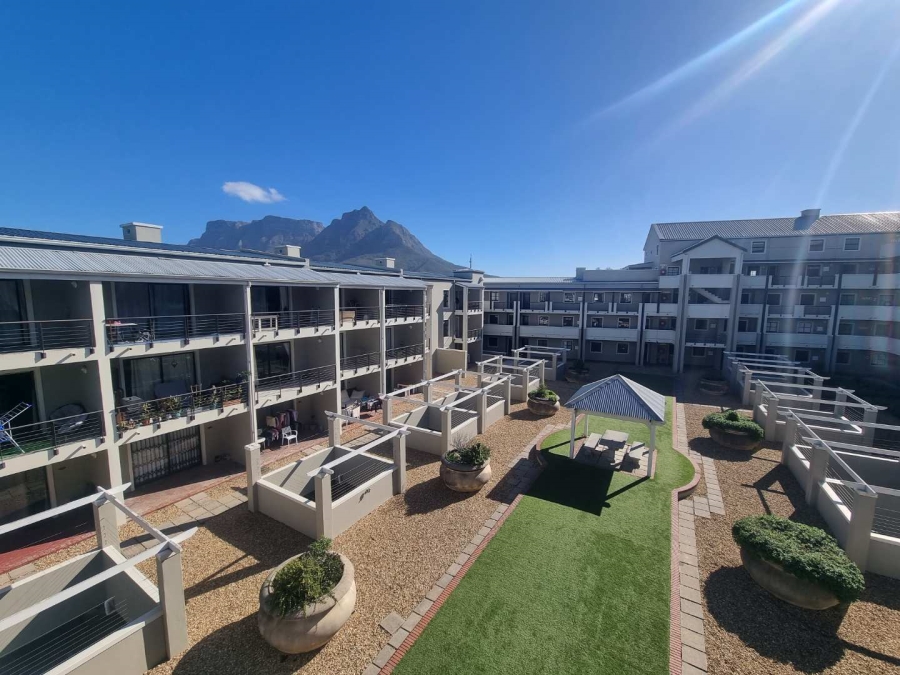 To Let 1 Bedroom Property for Rent in Mowbray Western Cape